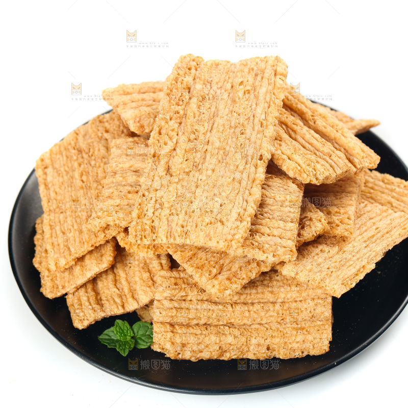 白底上的荞麦酥