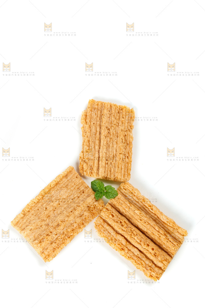白底上的荞麦酥