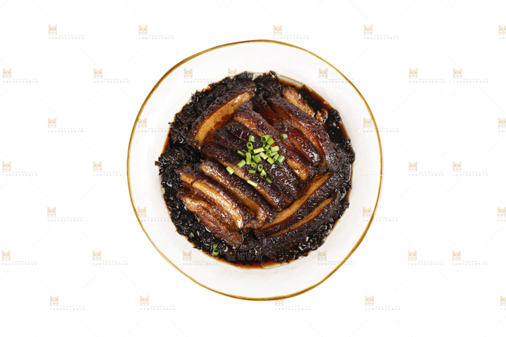 盘子里的梅干菜扣肉