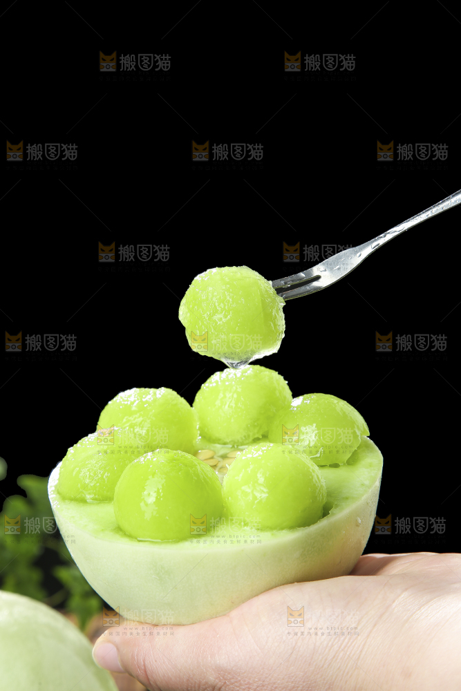 深底上的玉菇甜瓜