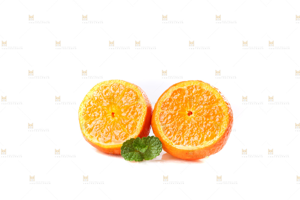 白底上的沙糖桔