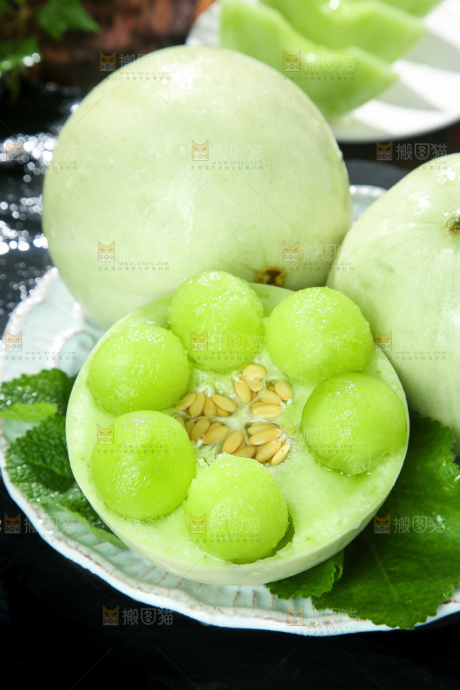 深底上的玉菇甜瓜