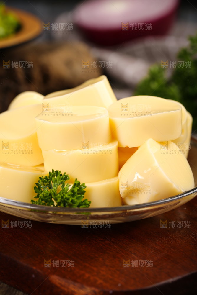 鸡蛋豆腐