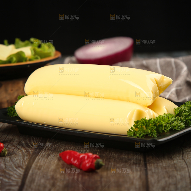 深底上的鸡蛋豆腐