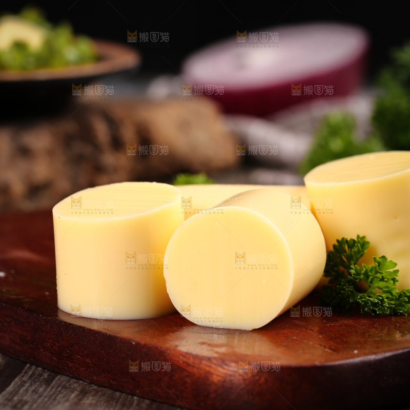 深底上的鸡蛋豆腐