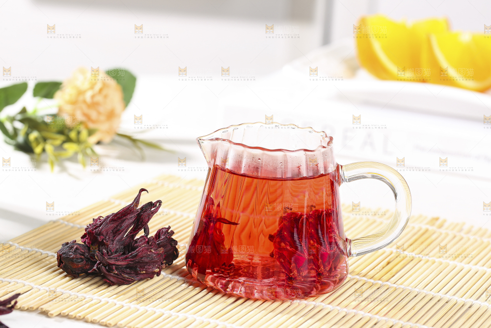浅底上的洛神花茶