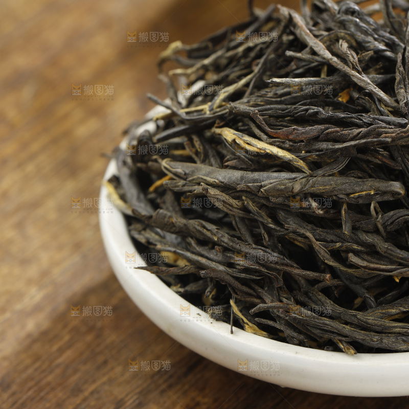木底上的云南红茶