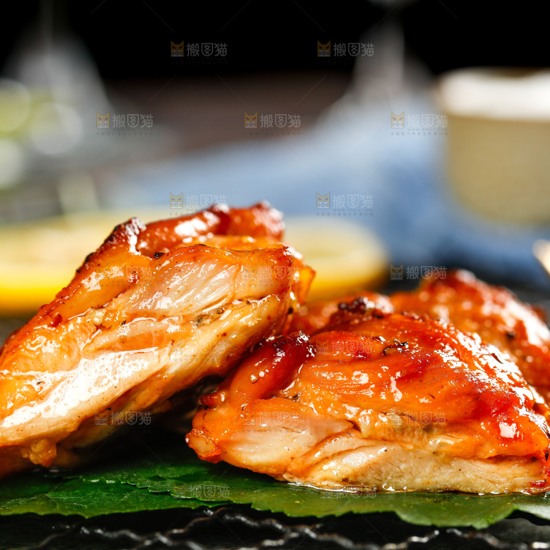 深底上的炭烧鸡排