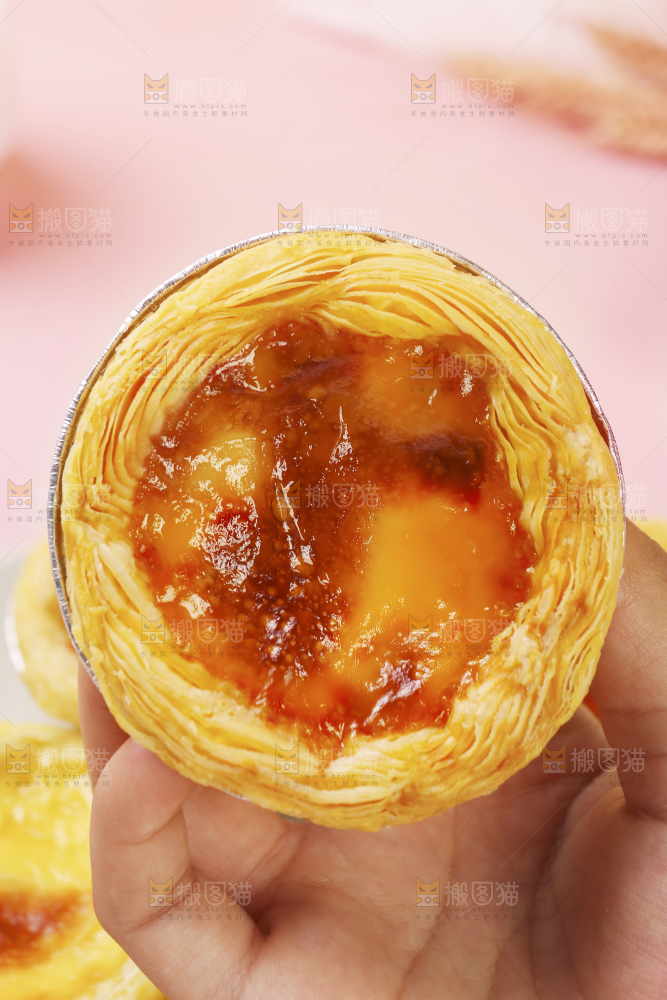 浅底上的葡式蛋挞