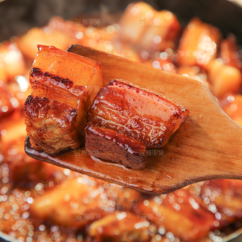 深底上的红烧肉
