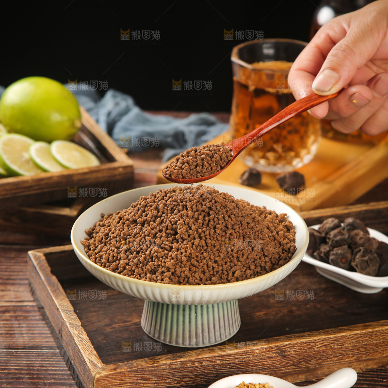深底上的酸梅晶