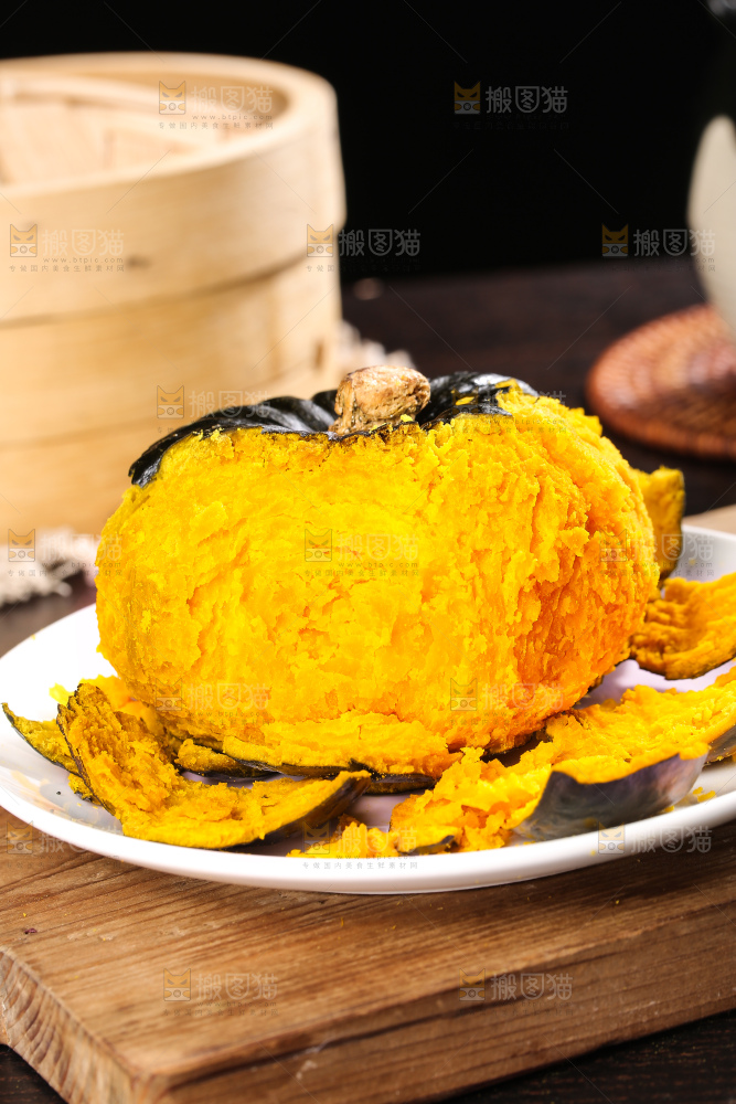 深底上的贝贝南瓜