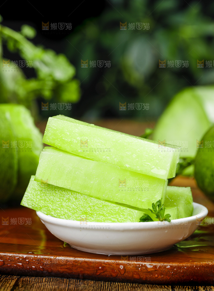 深底上的沙窝萝卜