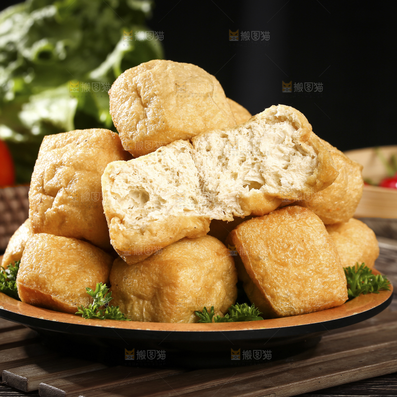深底上的油豆腐