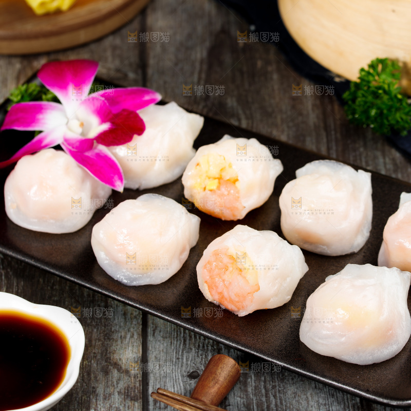 深底上的虾饺