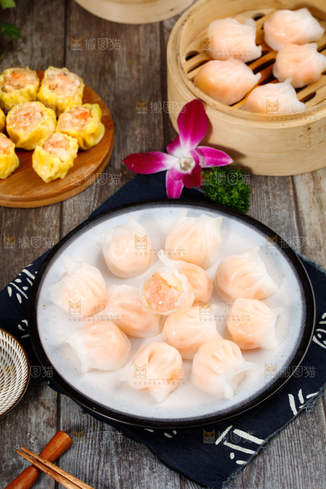 深底上的虾饺