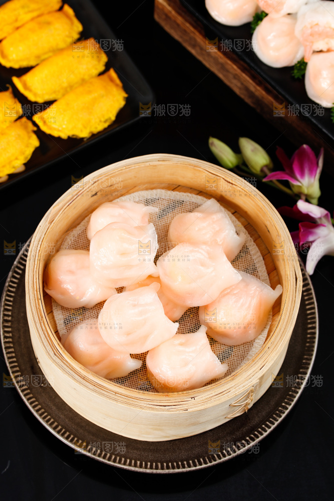 深底上的虾饺