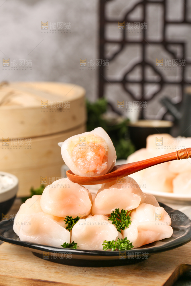 深底上的虾饺