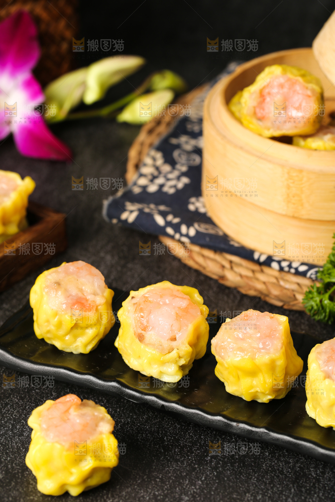 深底上的虾肉烧卖