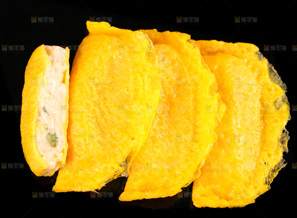 深底上的蛋饺