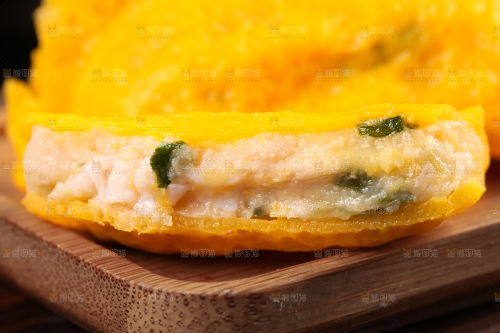 深底上的蛋饺