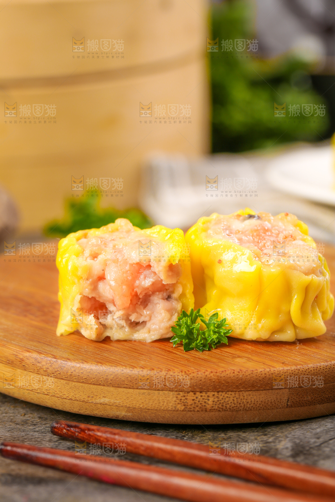 深底上的虾肉烧卖