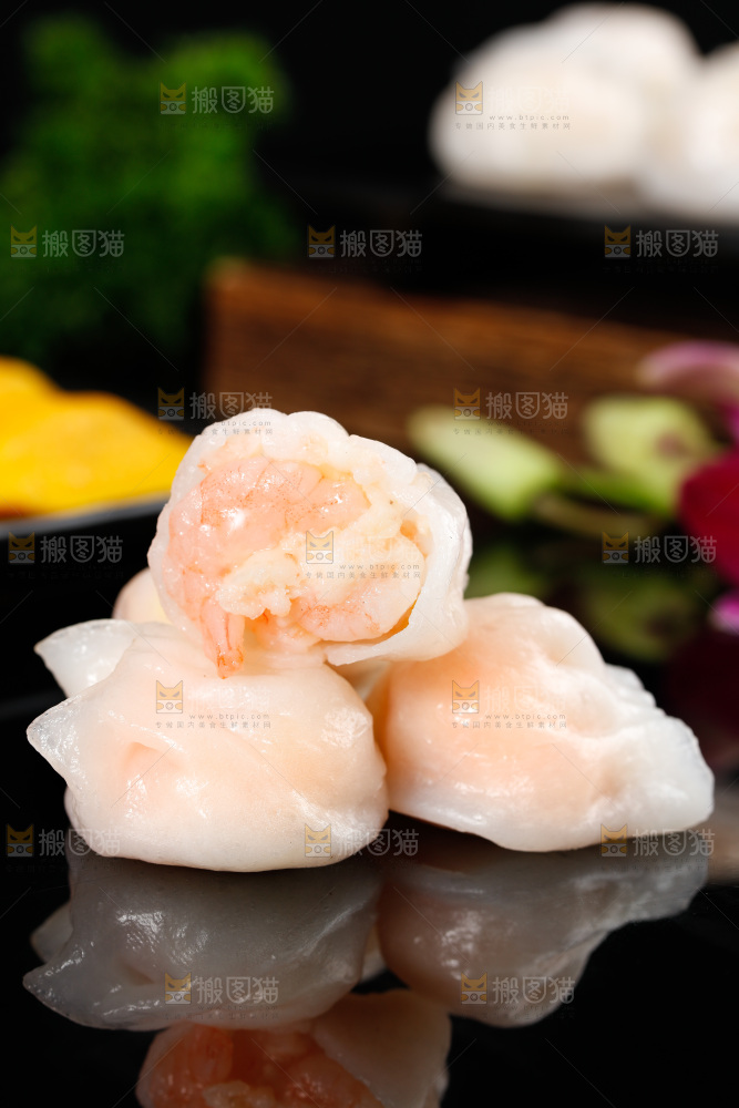 深底上的虾饺