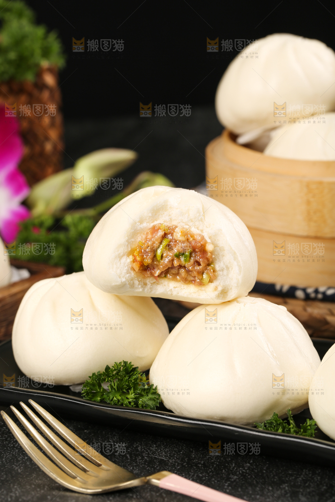 深底上的滑肉包
