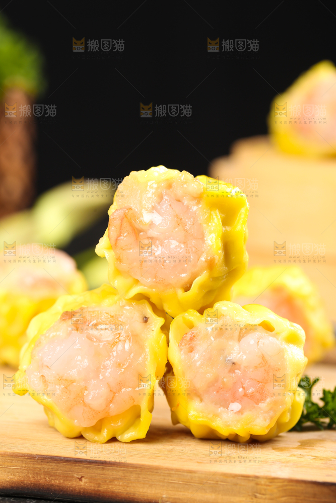 深底上的虾肉烧卖