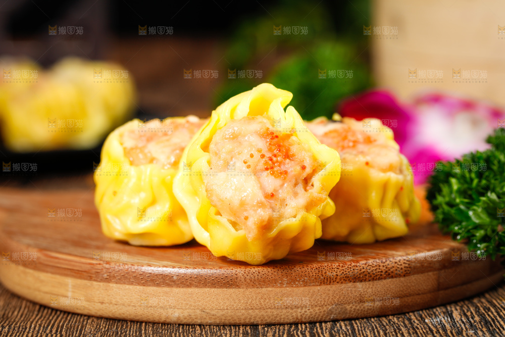 深底上的虾肉烧卖