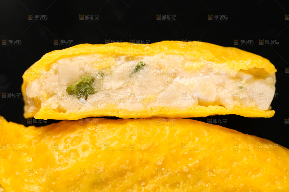 深底上的蛋饺