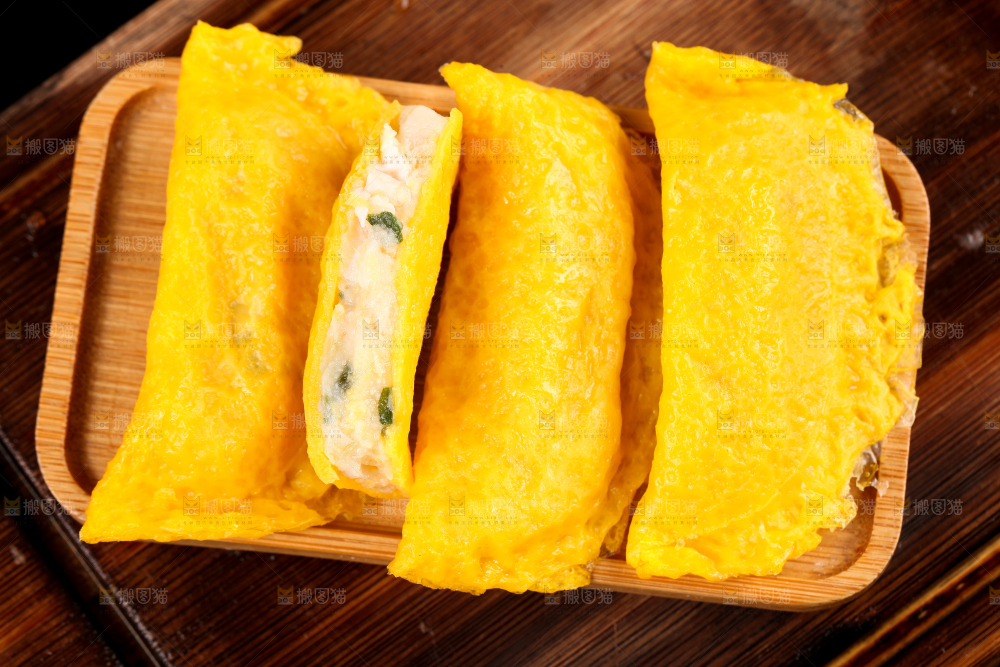 深底上的蛋饺