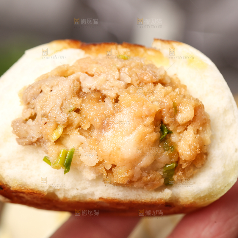 深底上的滑肉包