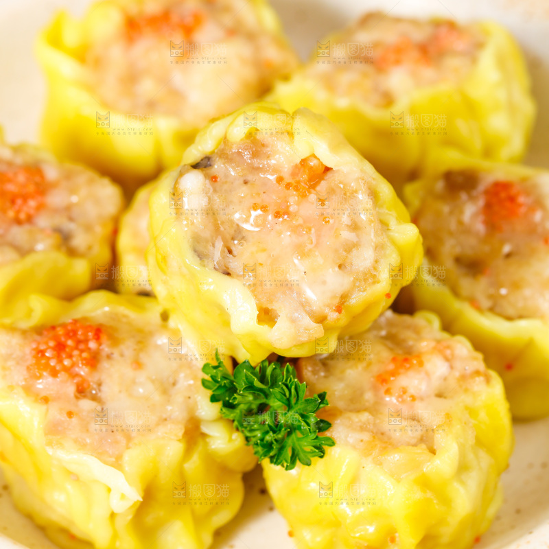 深底上的虾肉烧卖