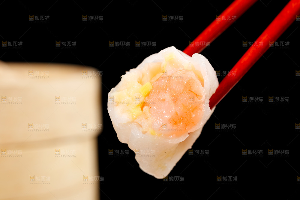 深底上的虾饺