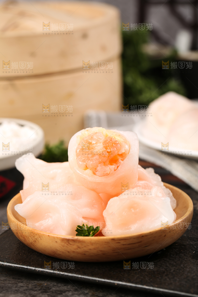 深底上的虾饺