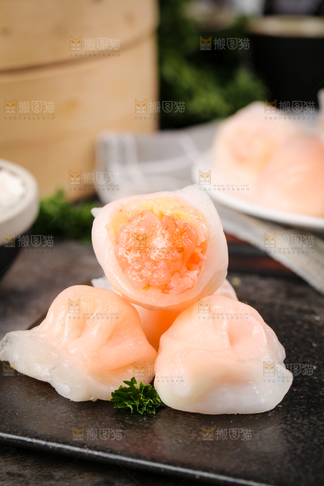 深底上的虾饺