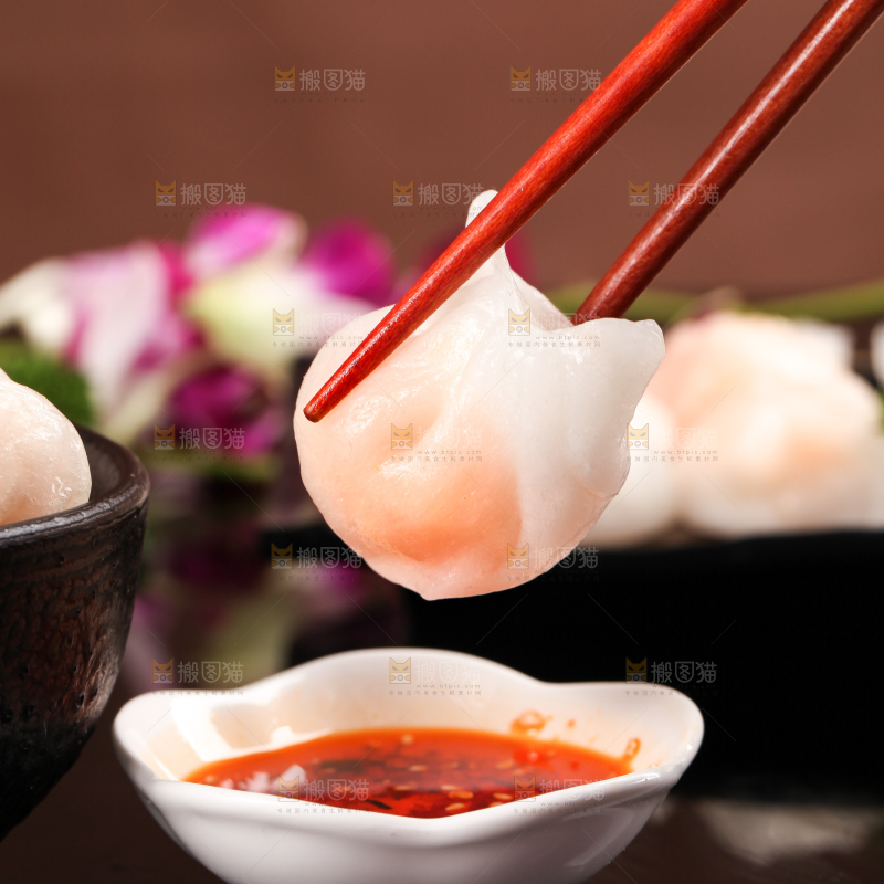 深底上的虾饺