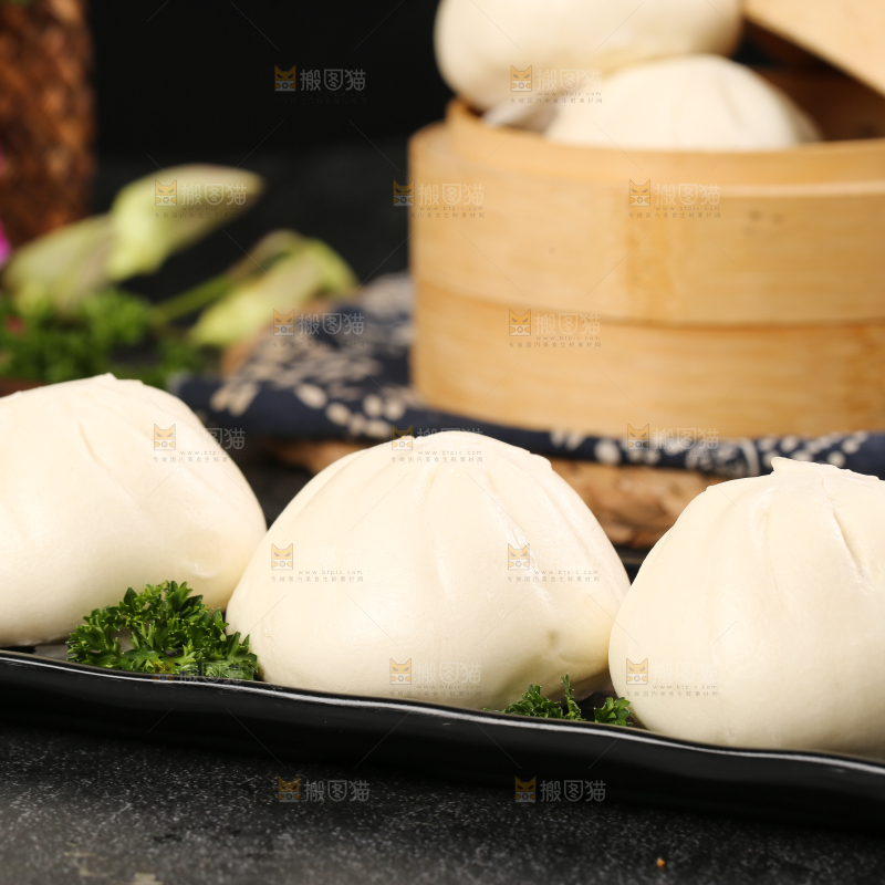 深底上的滑肉包