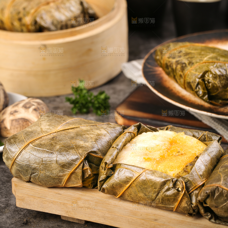 深底上的糯米鸡