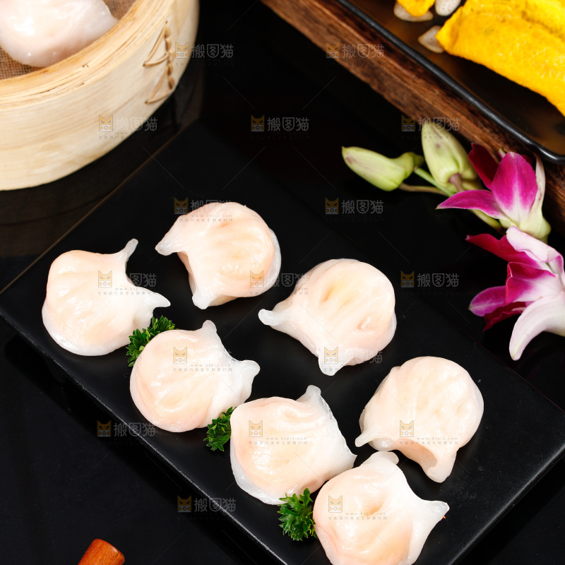 深底上的虾饺