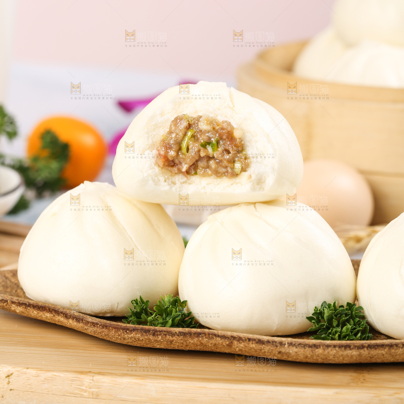 浅底上的滑肉包