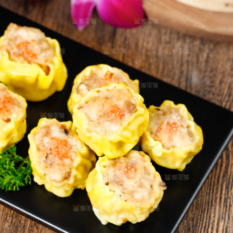 深底上的虾肉烧卖