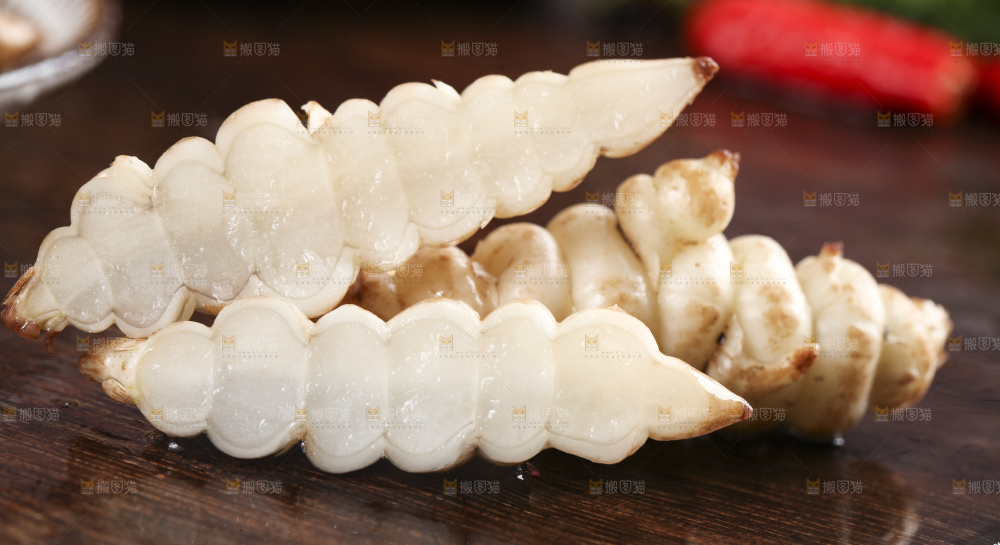 深底上的宝塔菜