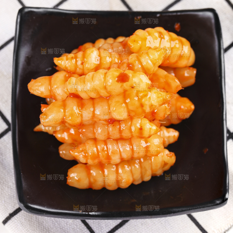 盘子里的红油宝塔菜