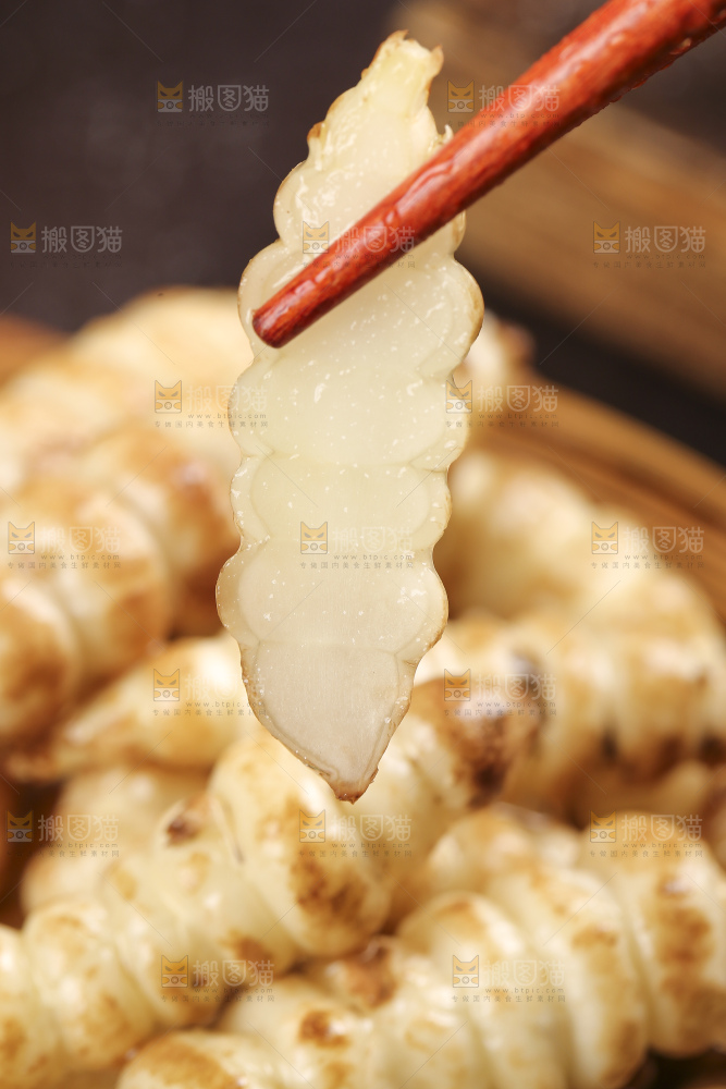 深底上的宝塔菜