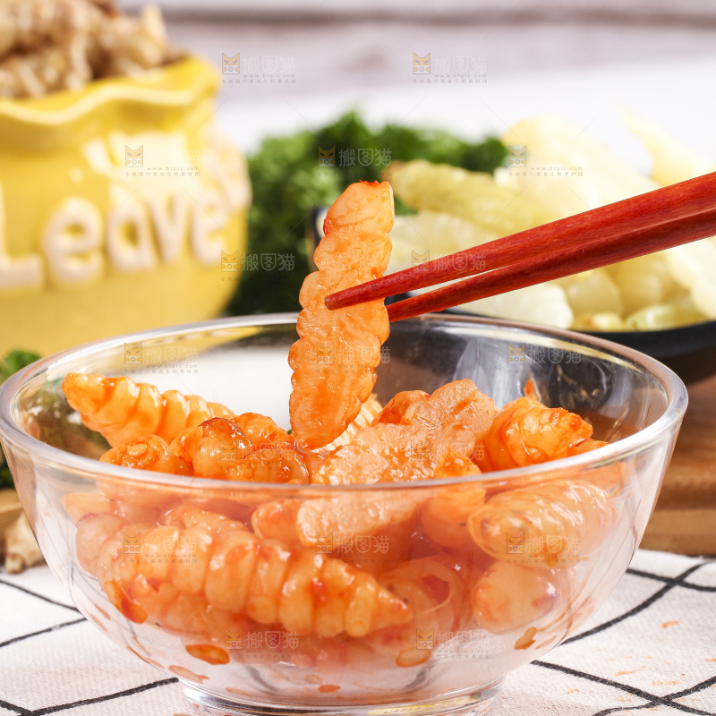 盘子里的红油宝塔菜