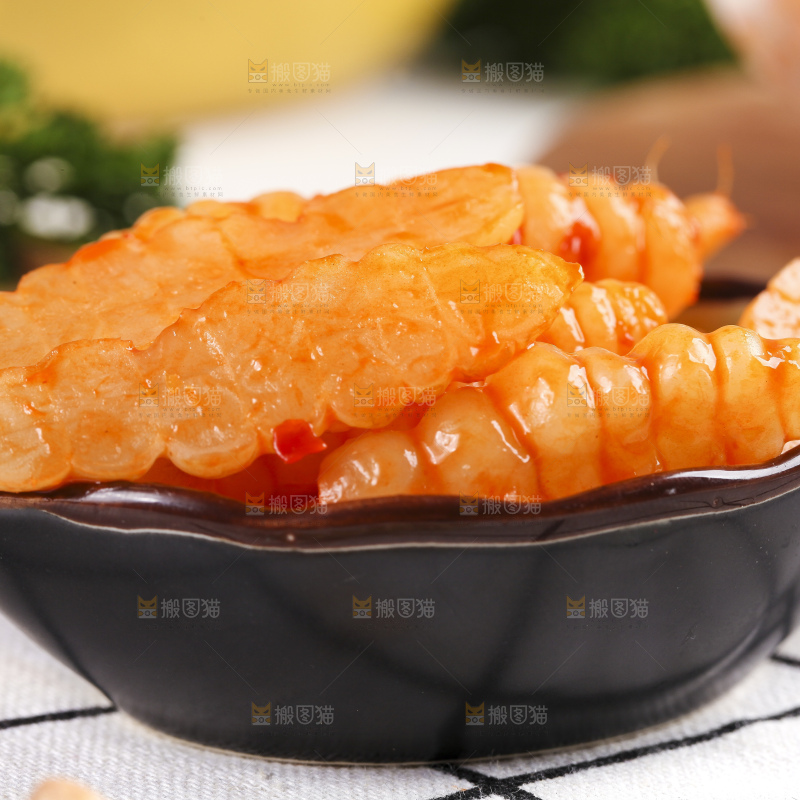 盘子里的红油宝塔菜