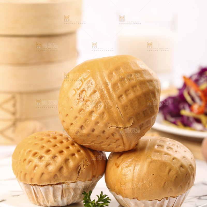 浅底上的核桃包