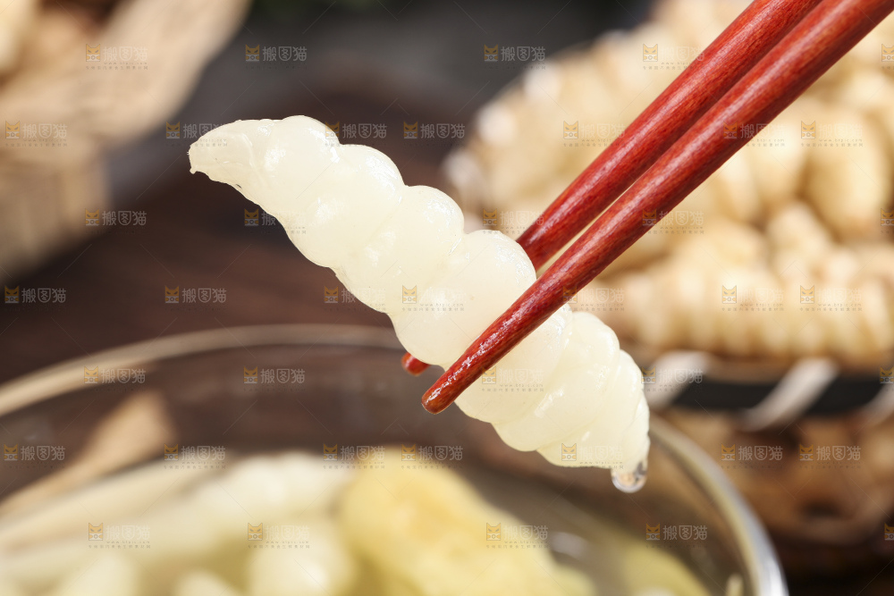 盘子里的泡椒宝塔菜